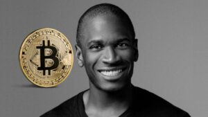 Zona de perigo do Bitcoin: Arthur Hayes prevê queda de $ 30K em meio ao aumento da inflação