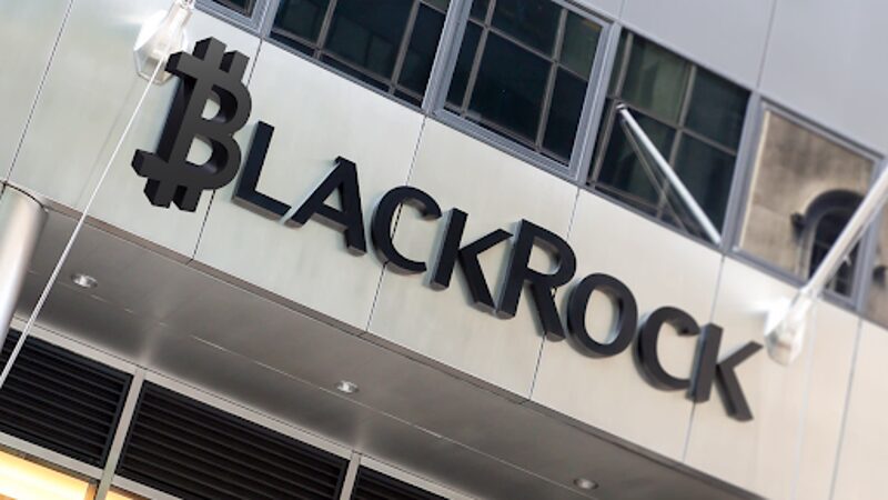 A jogada ousada da BlackRock: comprar ETFs de Bitcoin para o Fundo Global