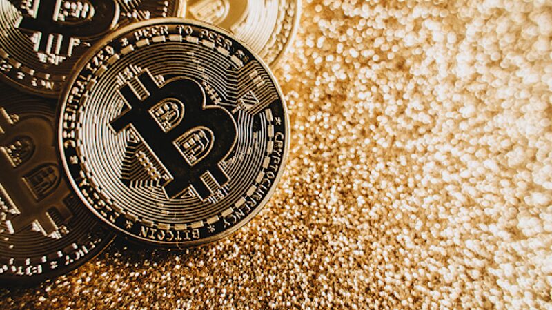 Peter Brandt prevê que o Bitcoin pode ser o novo padrão-ouro